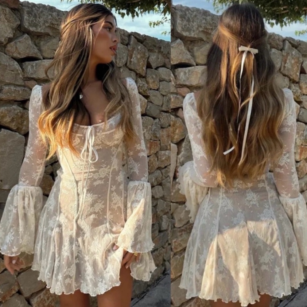 House of CB 'Analissa' Vintage Cream Lace Corset Dress NWOT size XS Fuller Cup